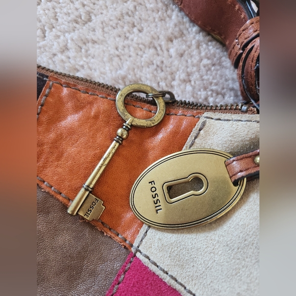 Fossil purse - Picture 2 of 4